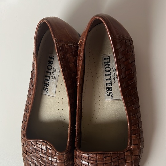 Trotters Liz Basket Weave Loafers Size 8N - Picture 3 of 7